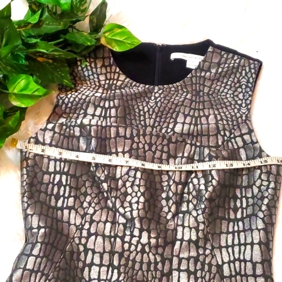 Diane Von Furstenberg Silver Petra Alligator Dress 4 - Picture 10 of 13